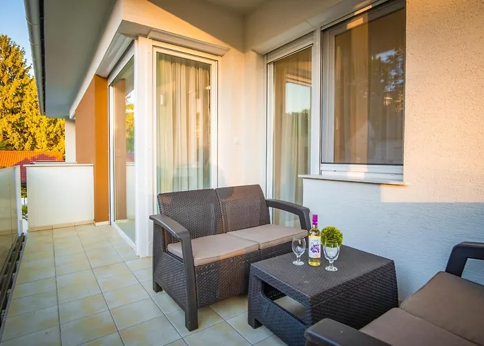 Myflat Diamond Bay Apartment